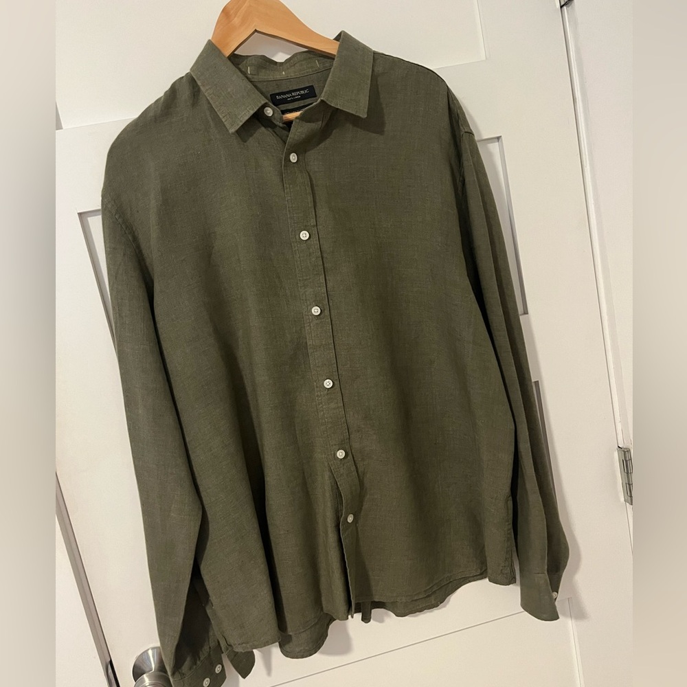 Green Banana Republic button down mens